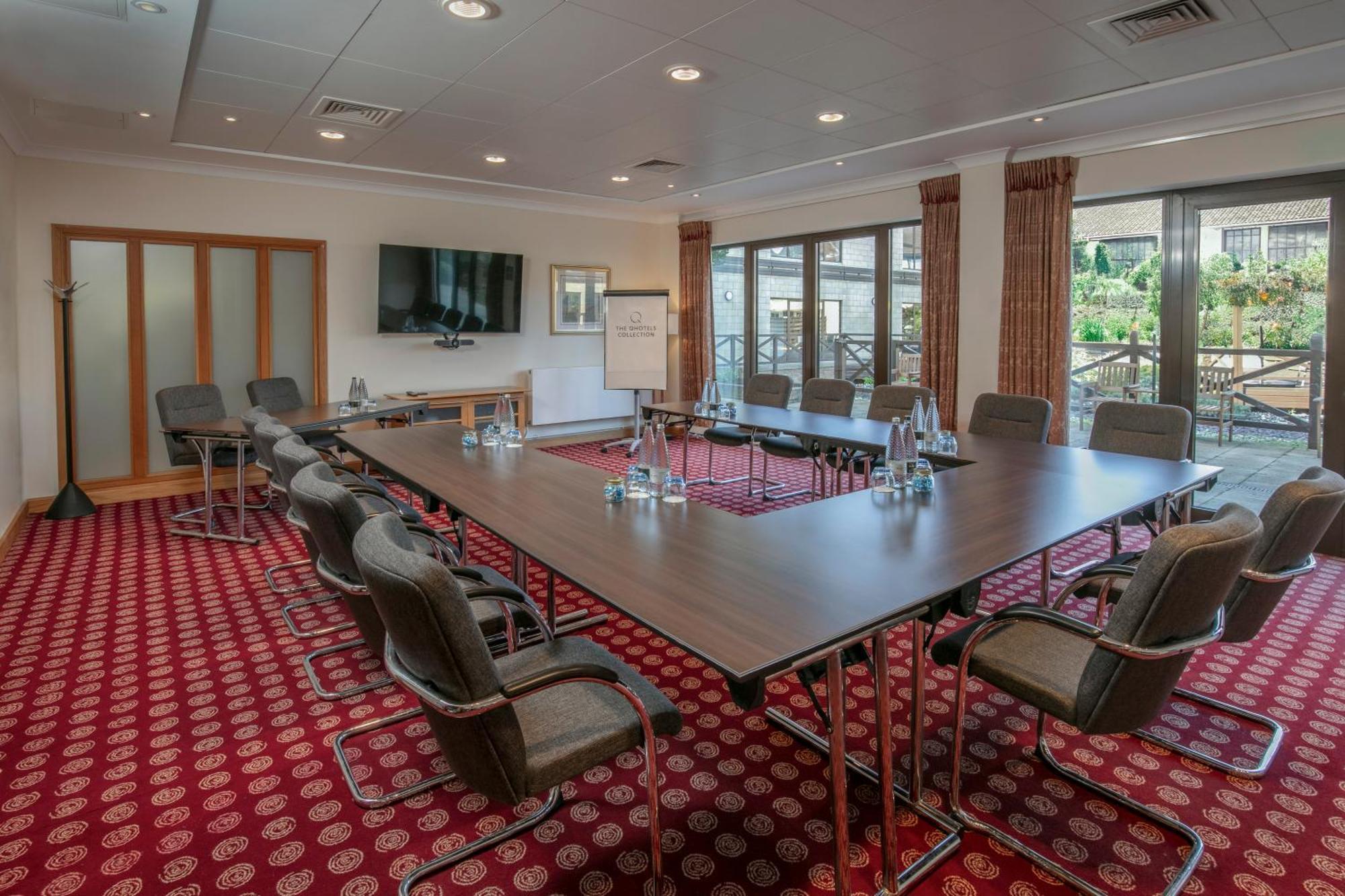 Hampshire Court Hotel & Spa Basingstoke Exterior foto