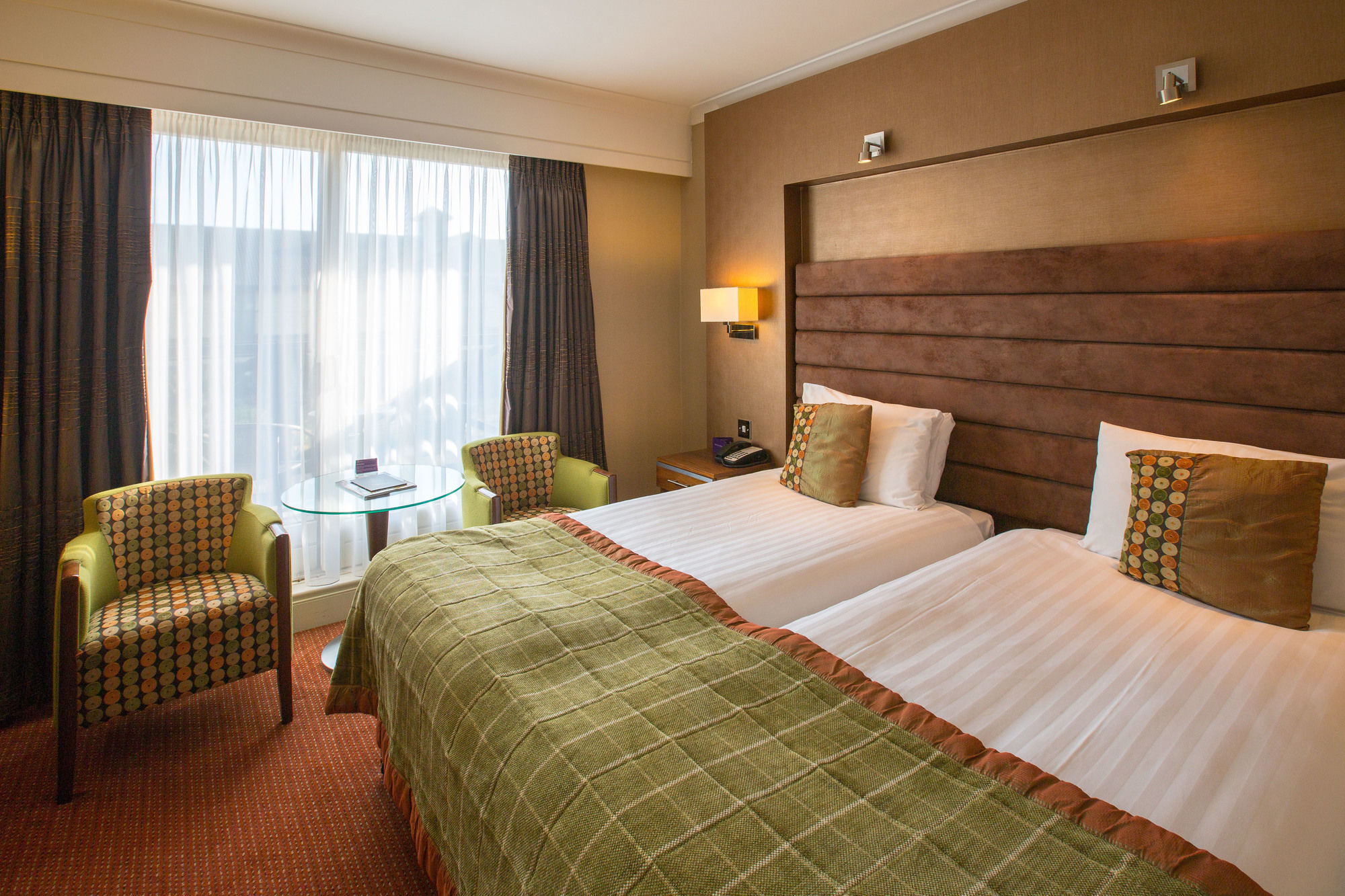 Hampshire Court Hotel & Spa Basingstoke Exterior foto