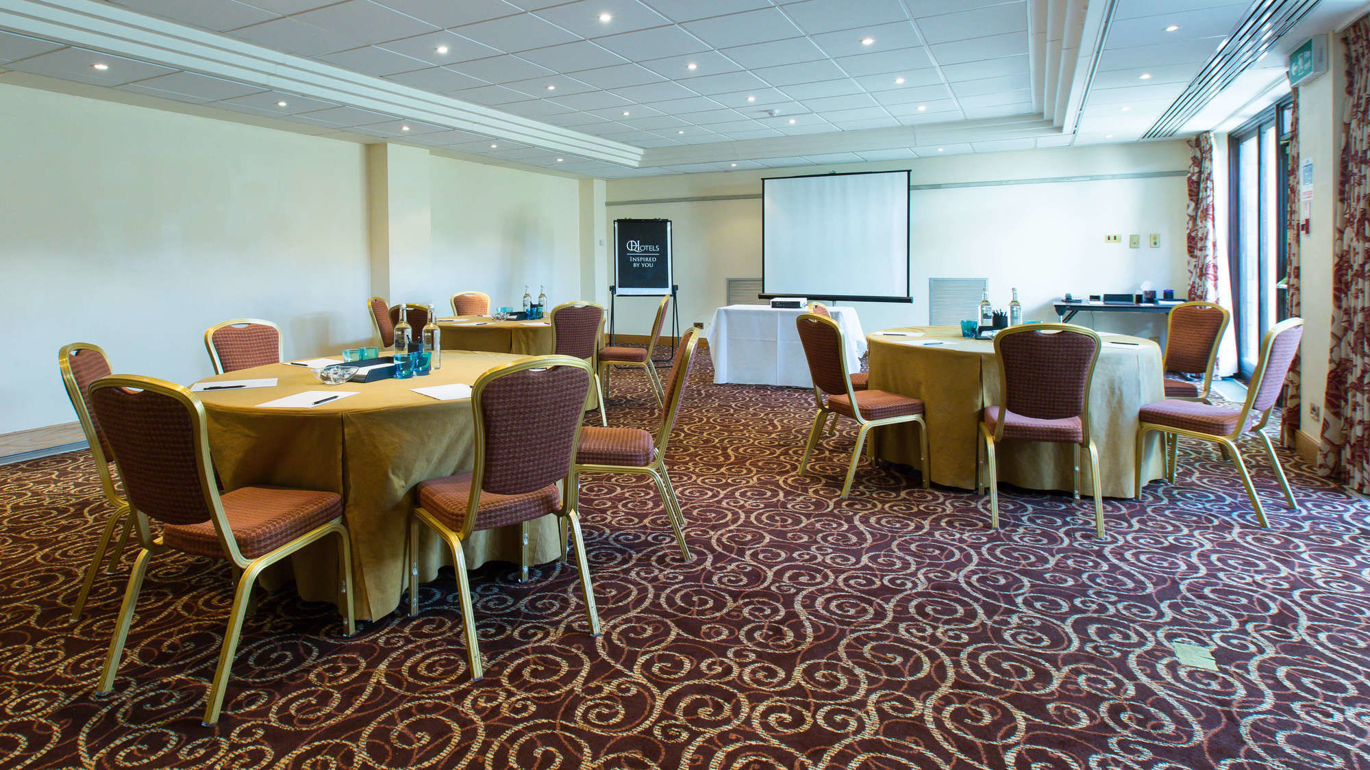 Hampshire Court Hotel & Spa Basingstoke Exterior foto