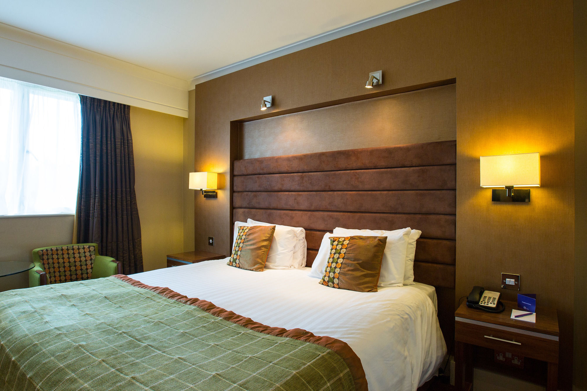 Hampshire Court Hotel & Spa Basingstoke Exterior foto